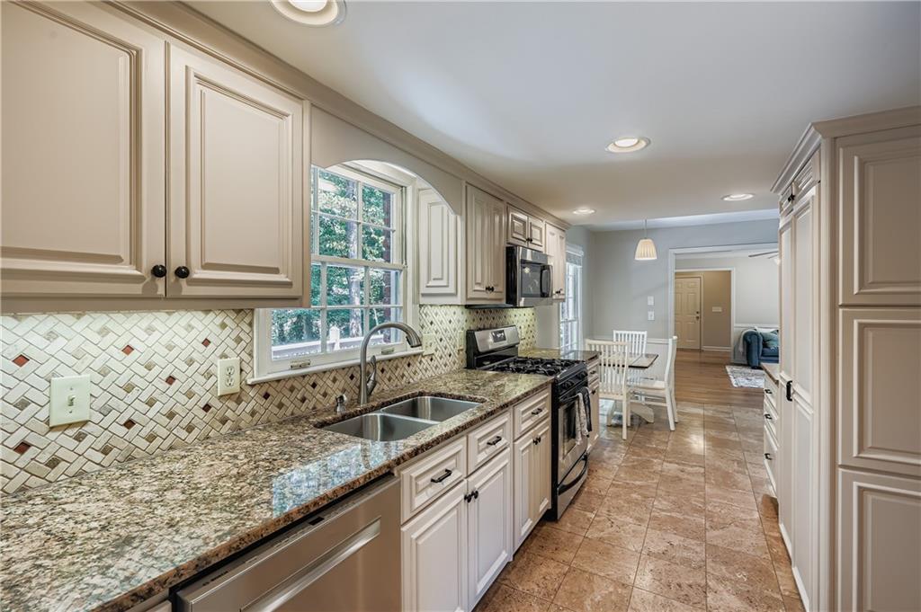 2834 Evans Woods Drive