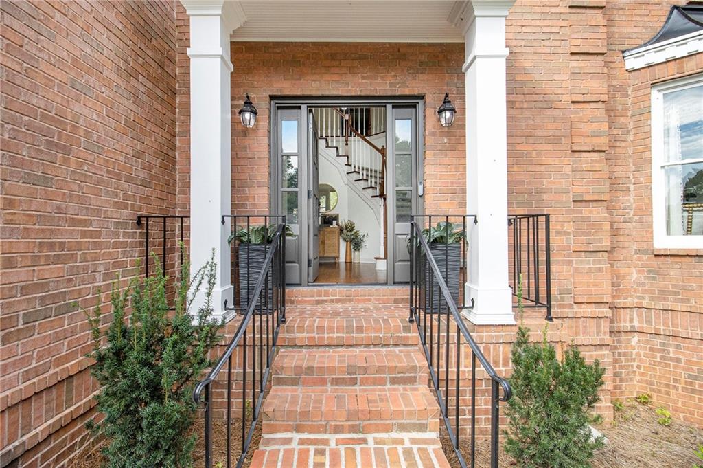 610 Rain Willow Lane