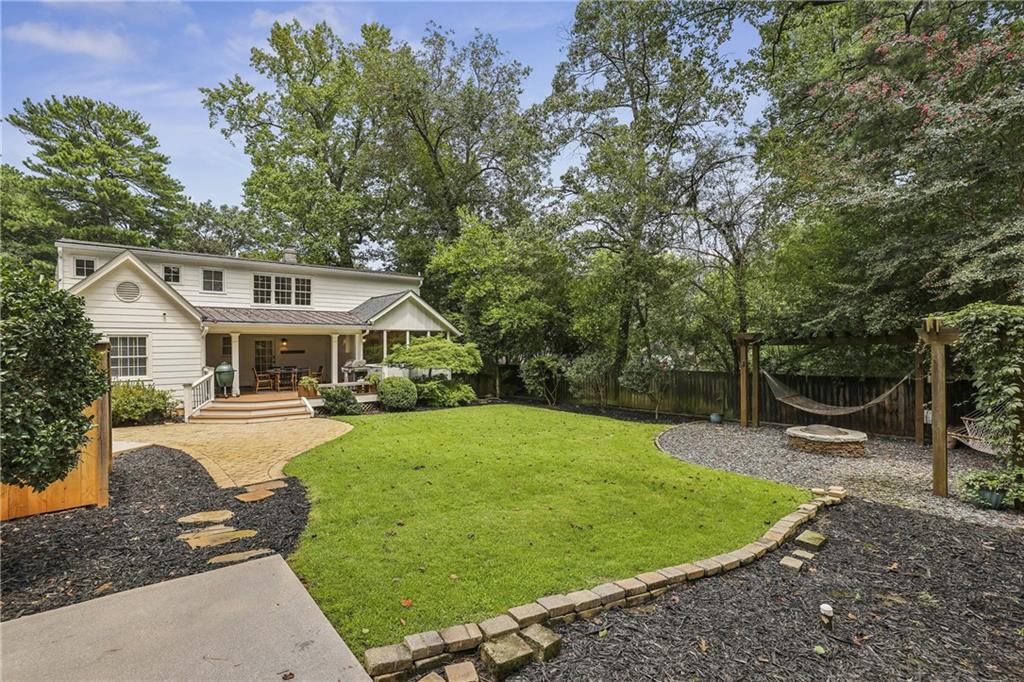 380 Garden Lane NW