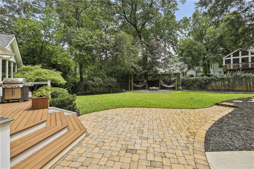 380 Garden Lane NW