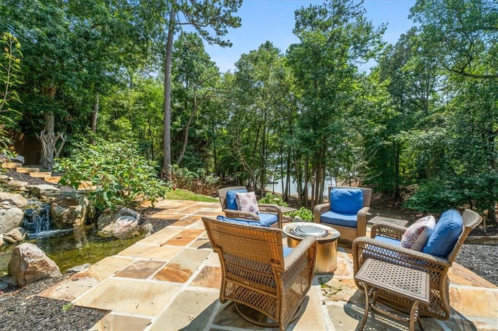 2360 Donnie Lee Drive