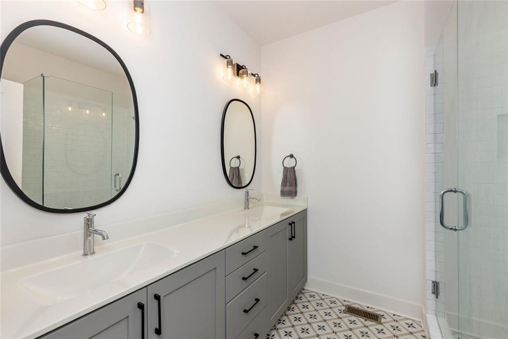 183 Chestnut Circle NE