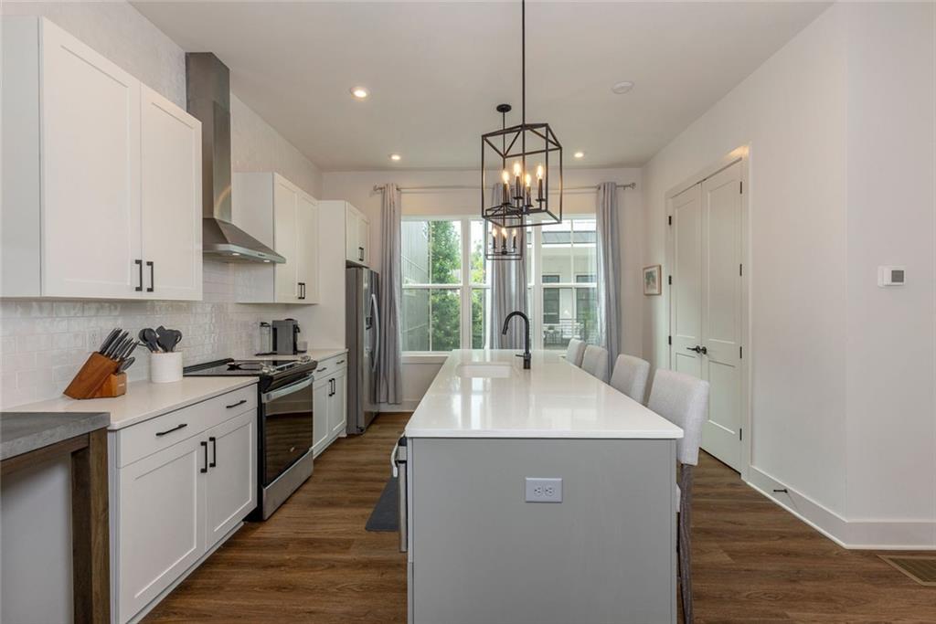 183 Chestnut Circle NE