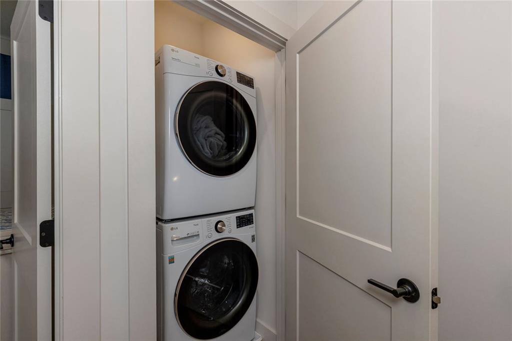 183 Chestnut Circle NE