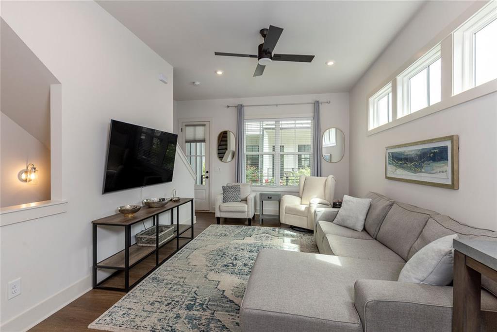 183 Chestnut Circle NE