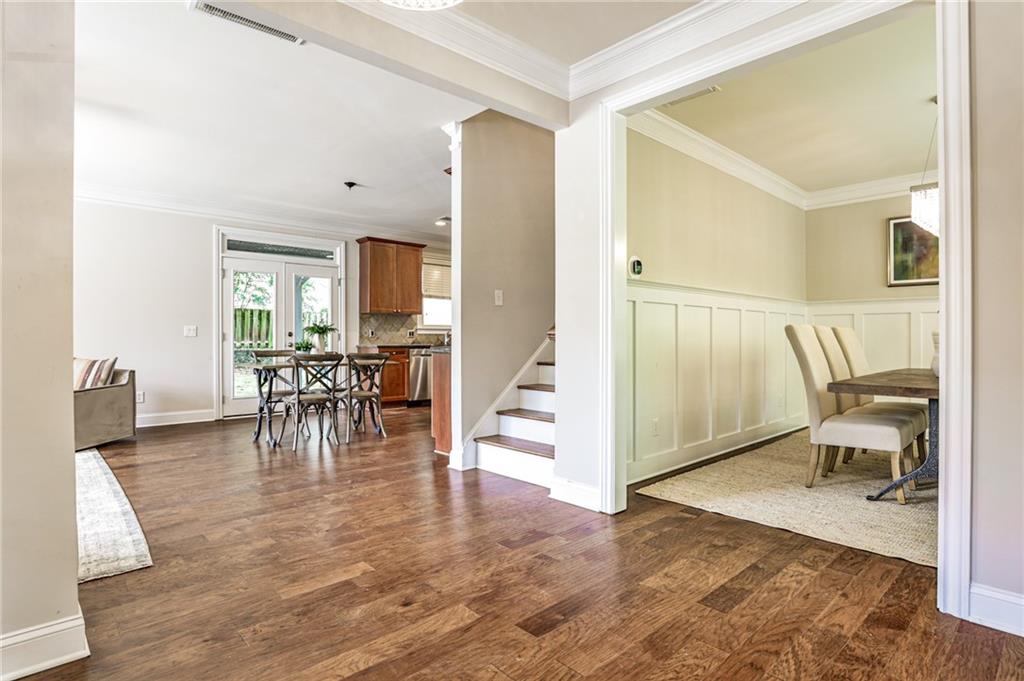 2204 Parkview Run NW