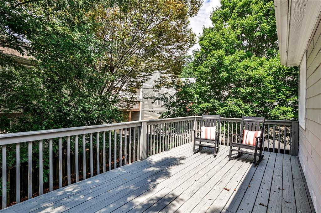 2204 Parkview Run NW