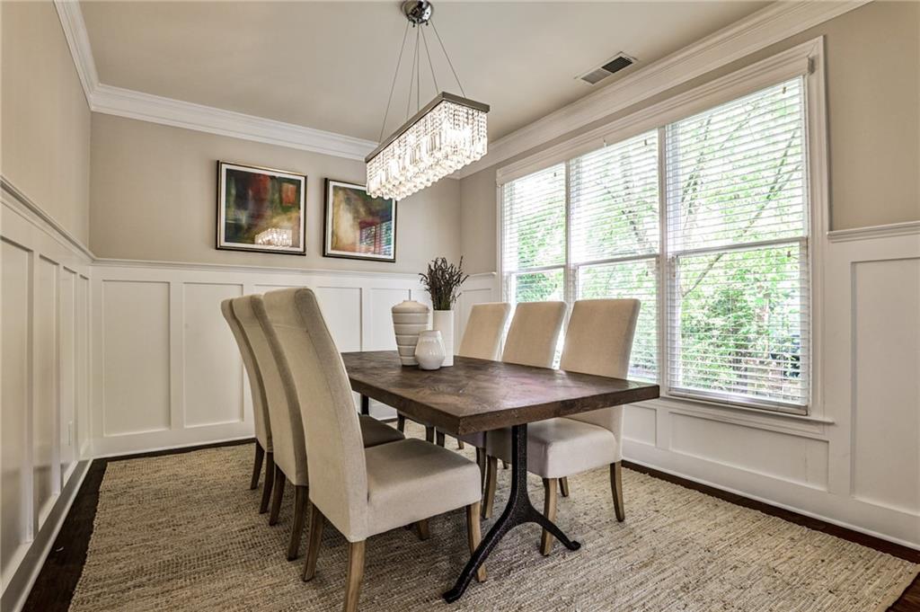 2204 Parkview Run NW