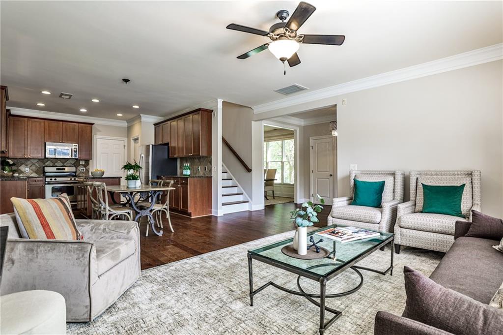2204 Parkview Run NW