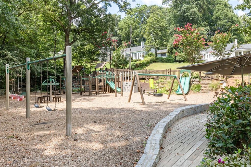 522 Trabert Avenue NW