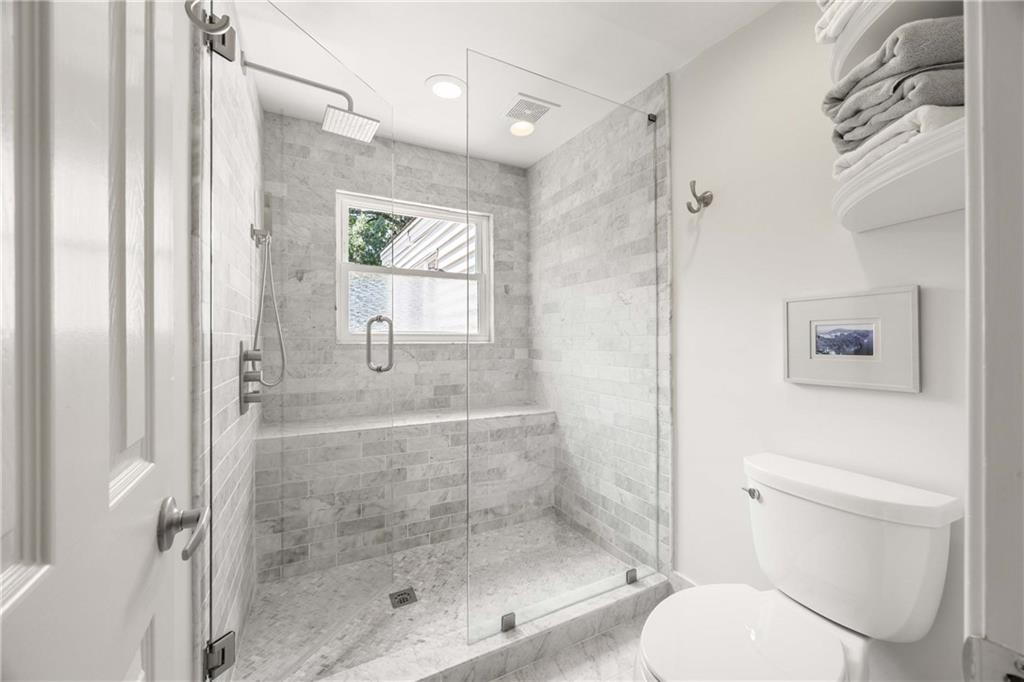 522 Trabert Avenue NW