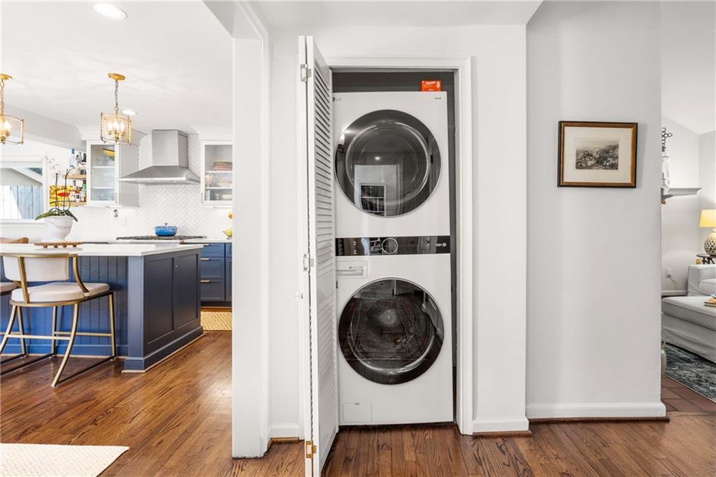 522 Trabert Avenue NW