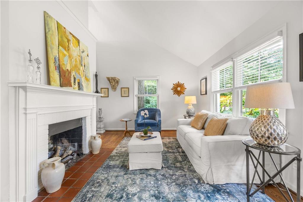 522 Trabert Avenue NW