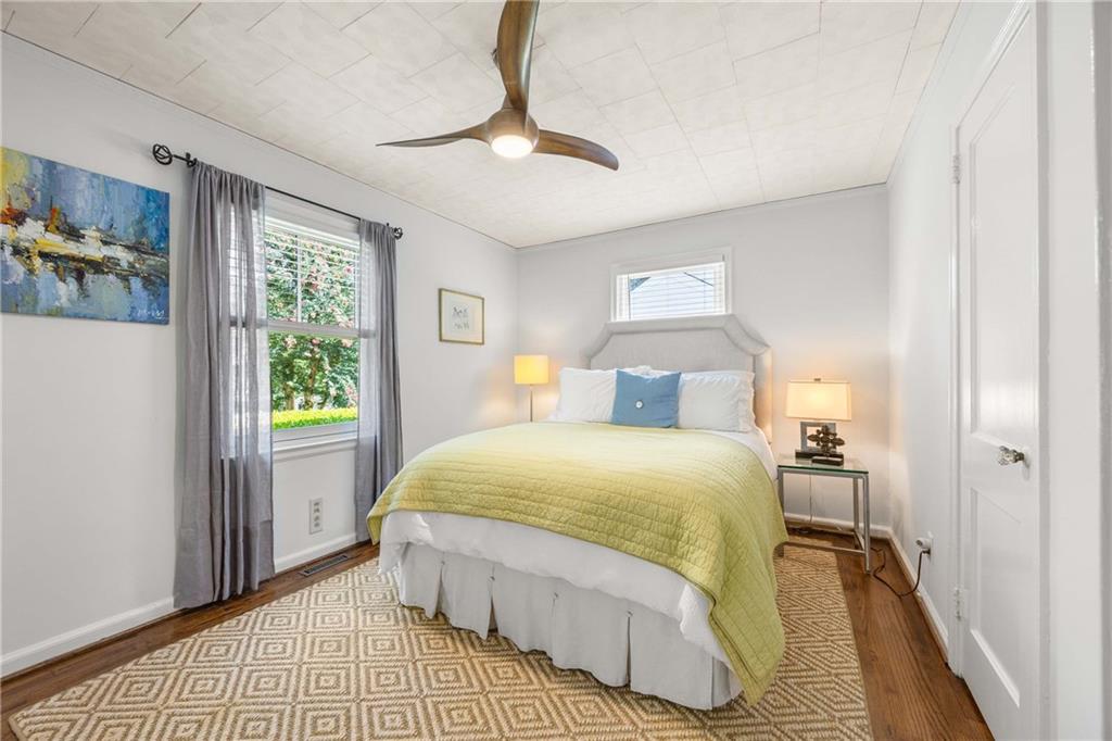 522 Trabert Avenue NW