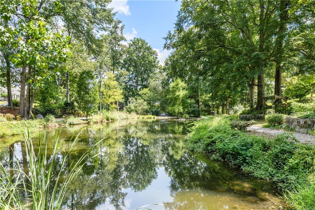 522 Trabert Avenue NW