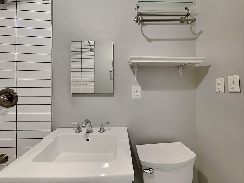 1539 N Morningside Drive Unit #2