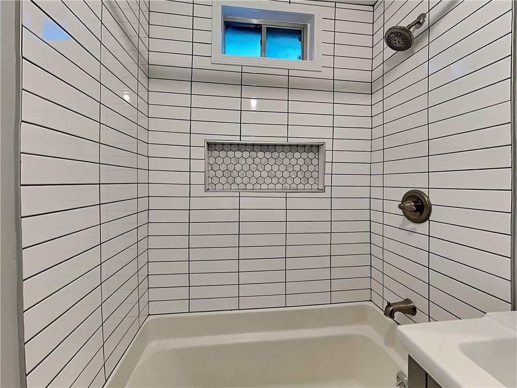 1539 N Morningside Drive Unit #2