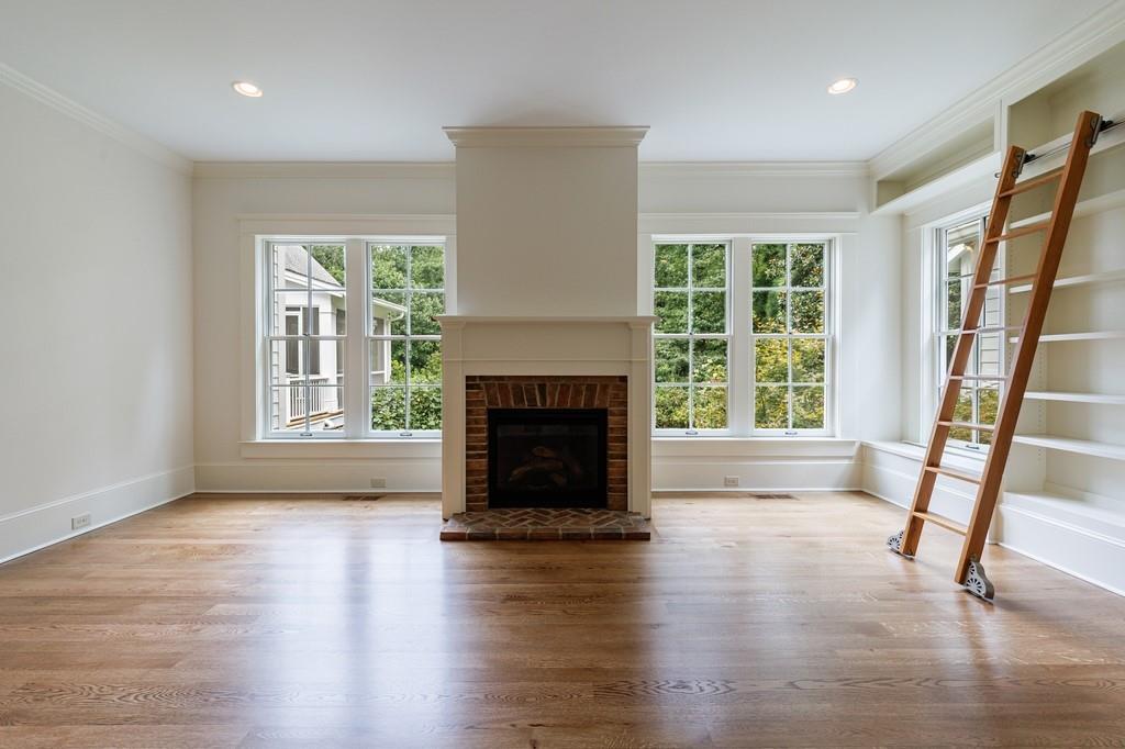 3375 Ridgewood Road NW