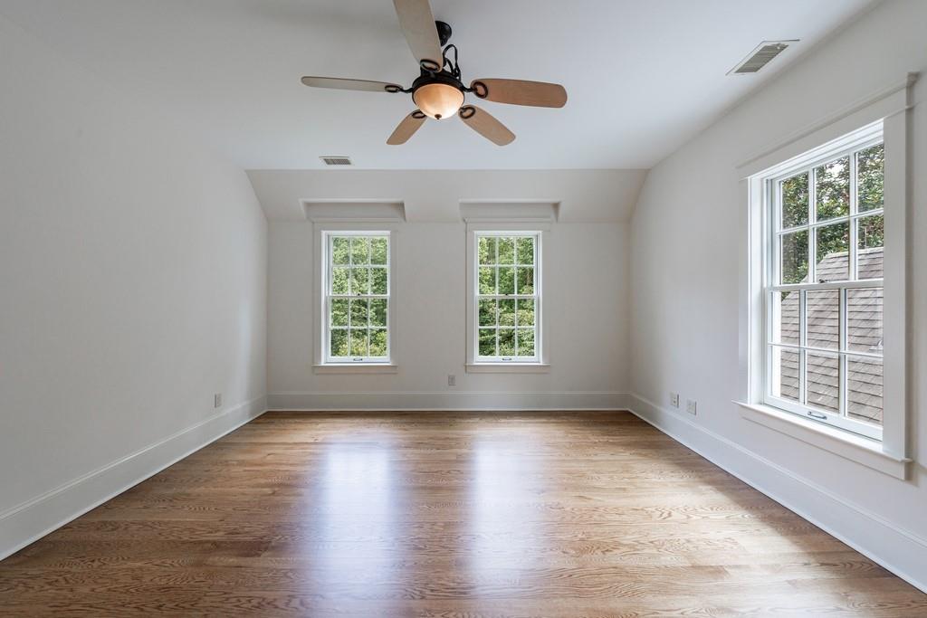 3375 Ridgewood Road NW