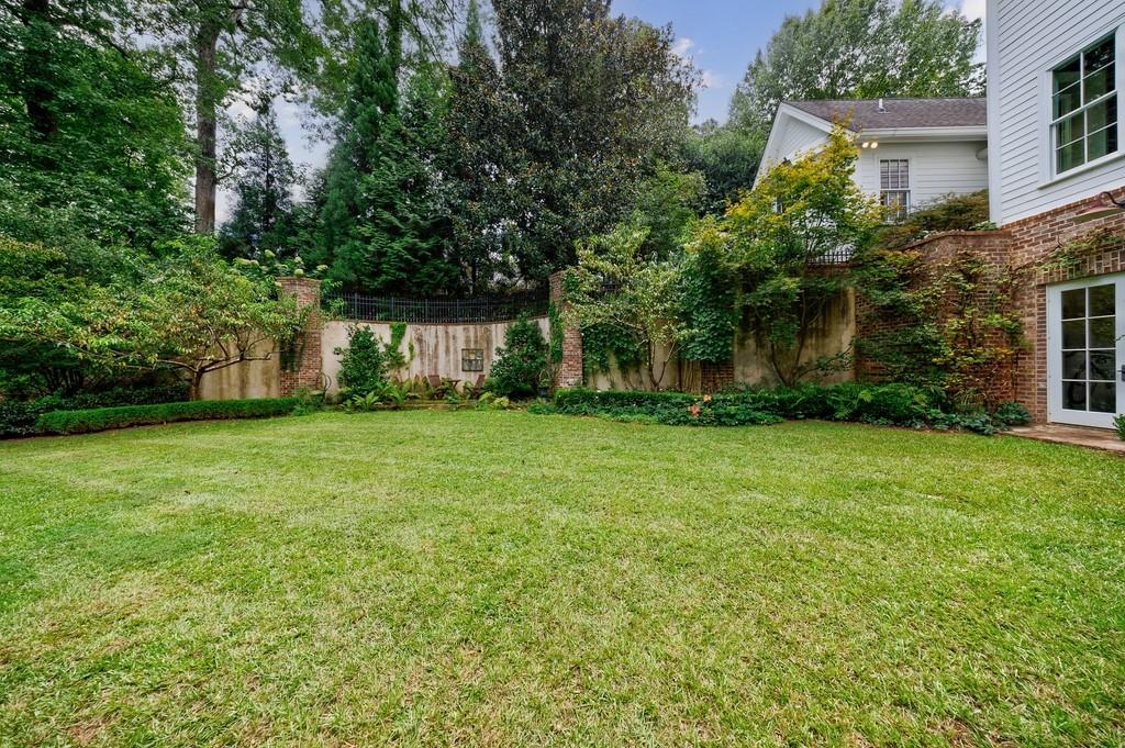 3375 Ridgewood Road NW