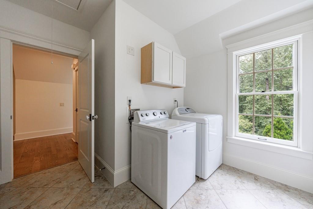 3375 Ridgewood Road NW