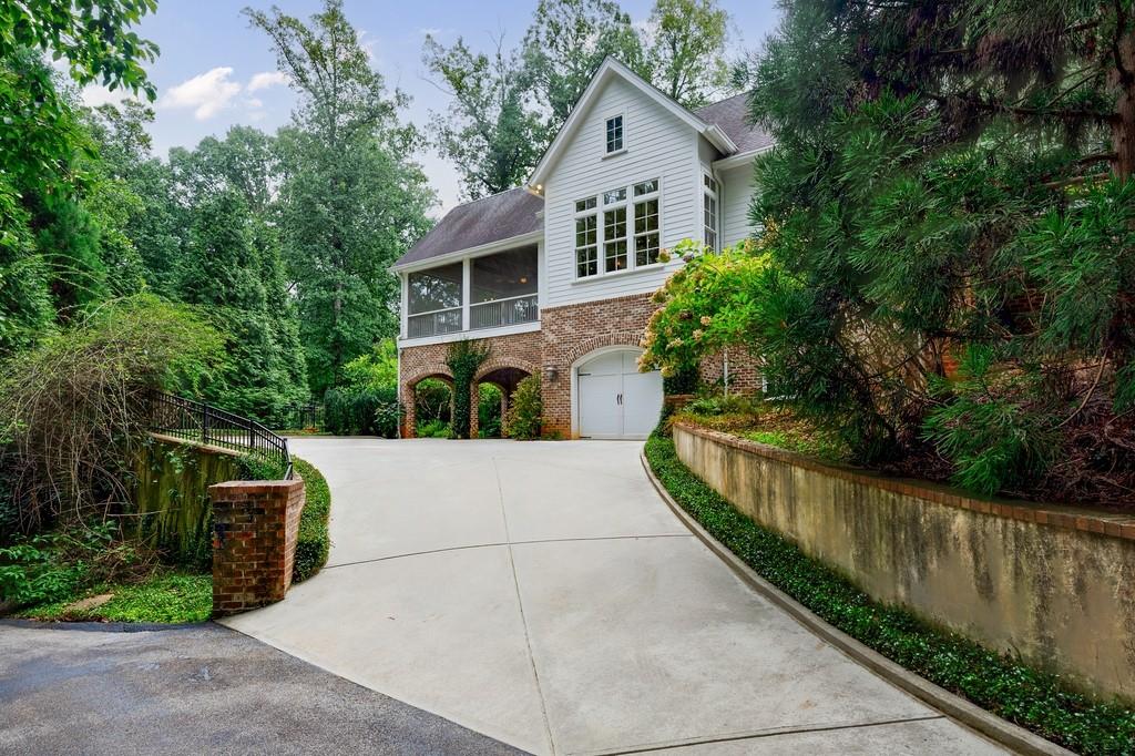 3375 Ridgewood Road NW