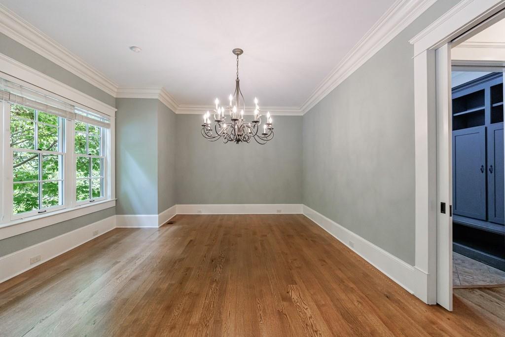 3375 Ridgewood Road NW