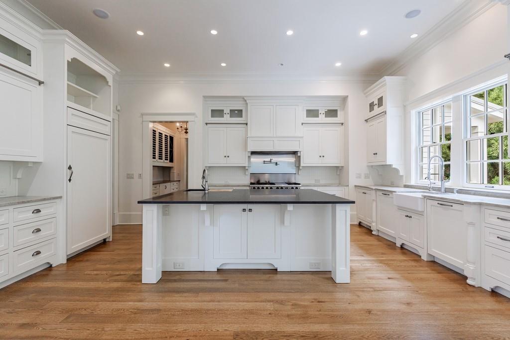 3375 Ridgewood Road NW