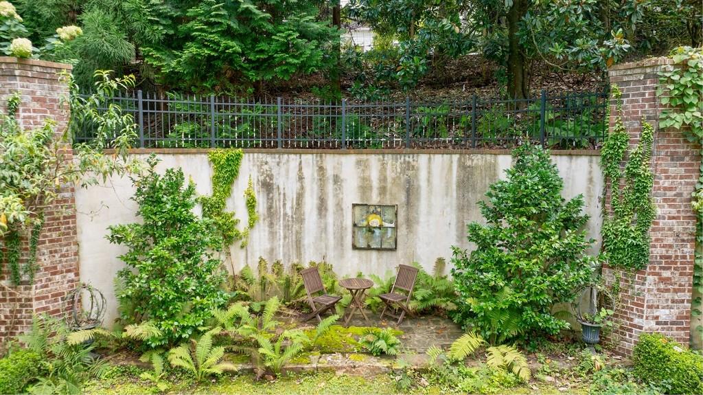 3375 Ridgewood Road NW