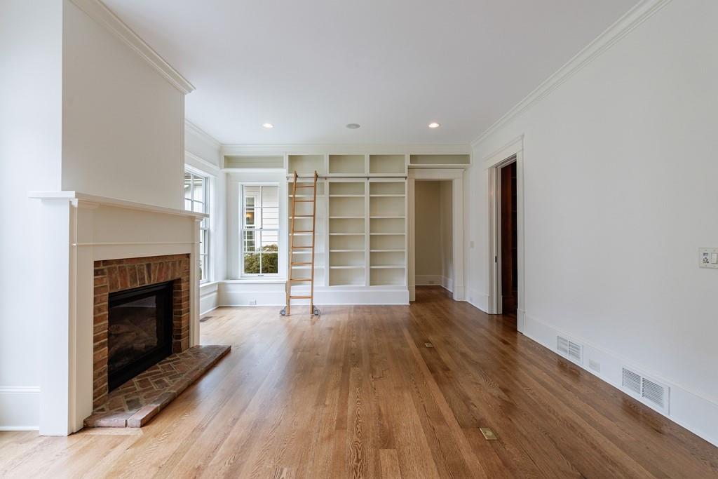 3375 Ridgewood Road NW