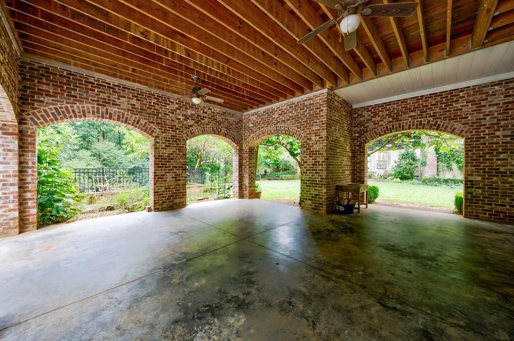 3375 Ridgewood Road NW