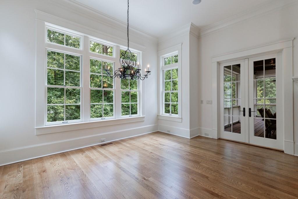 3375 Ridgewood Road NW