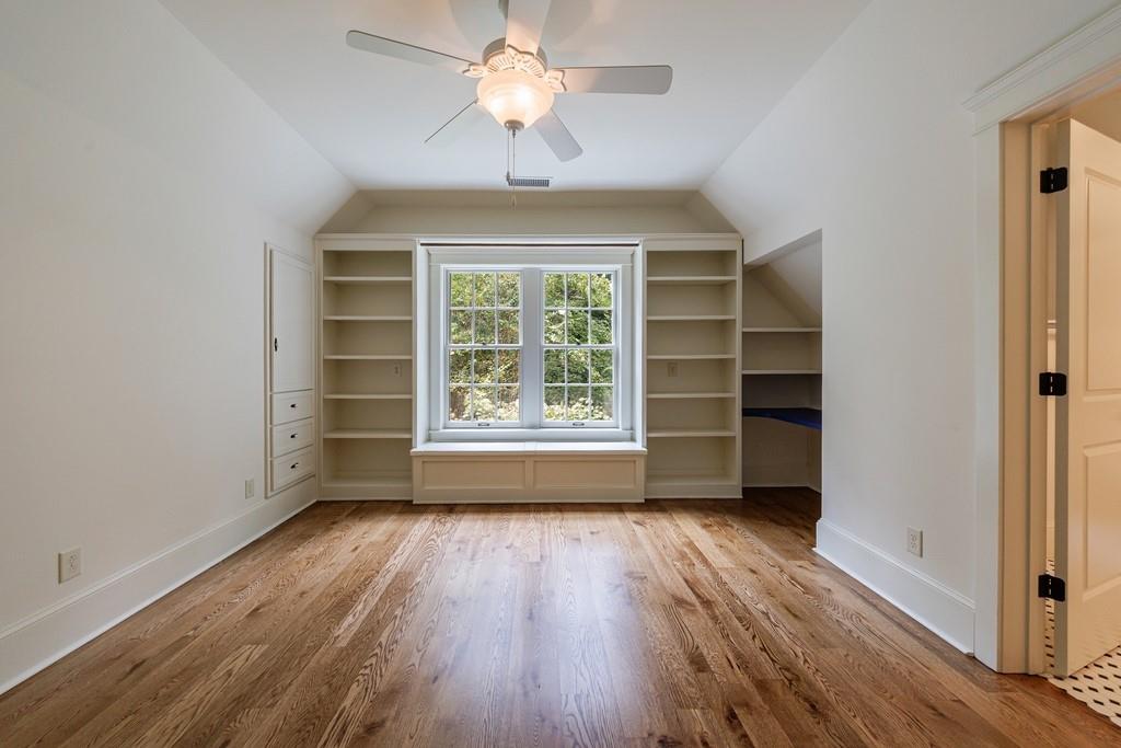 3375 Ridgewood Road NW