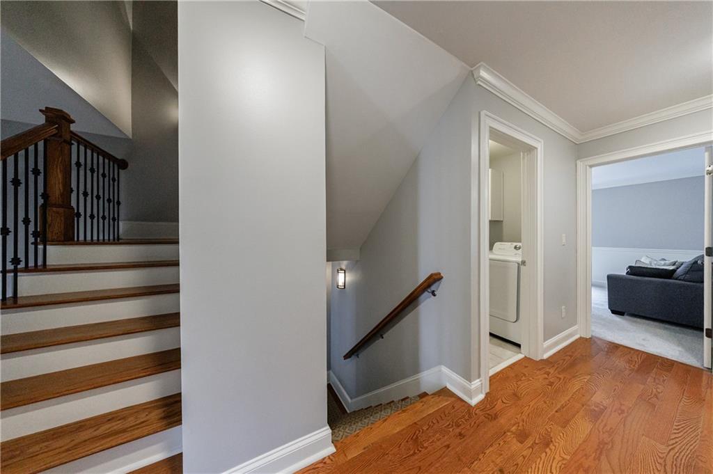 1939 Saxon Valley Circle NE