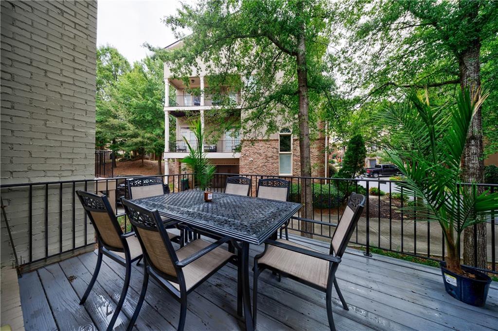 1939 Saxon Valley Circle NE