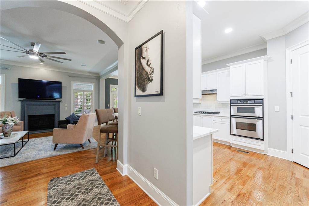 1939 Saxon Valley Circle NE