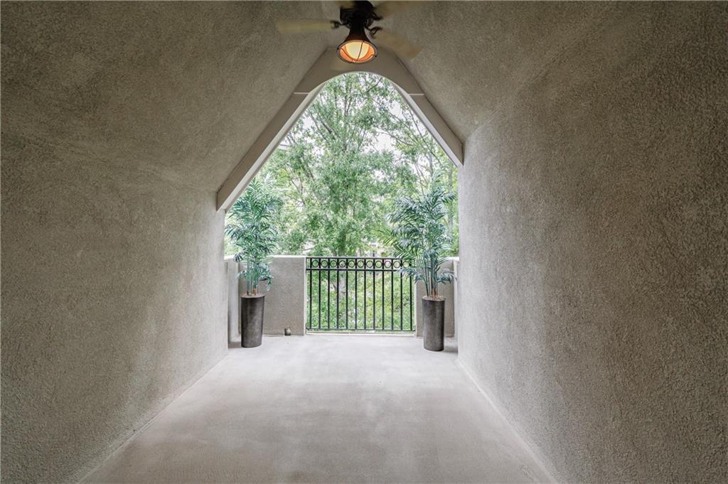 1939 Saxon Valley Circle NE