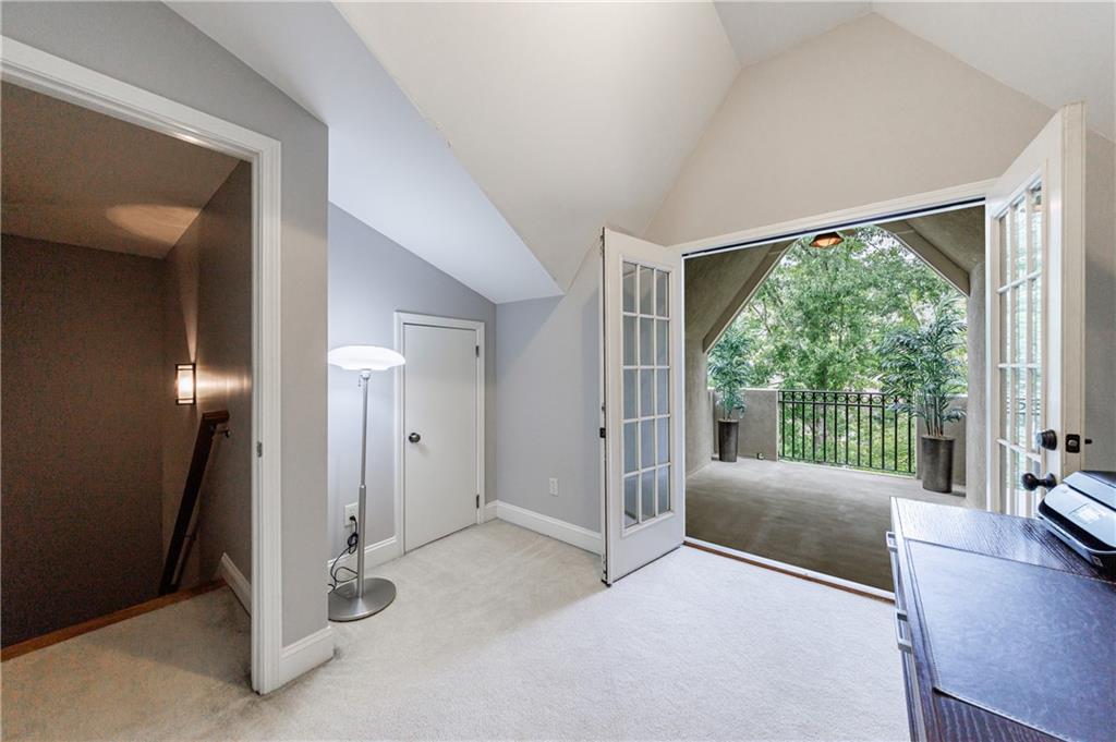 1939 Saxon Valley Circle NE