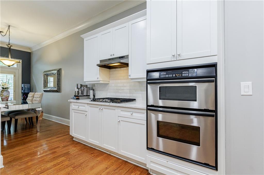 1939 Saxon Valley Circle NE