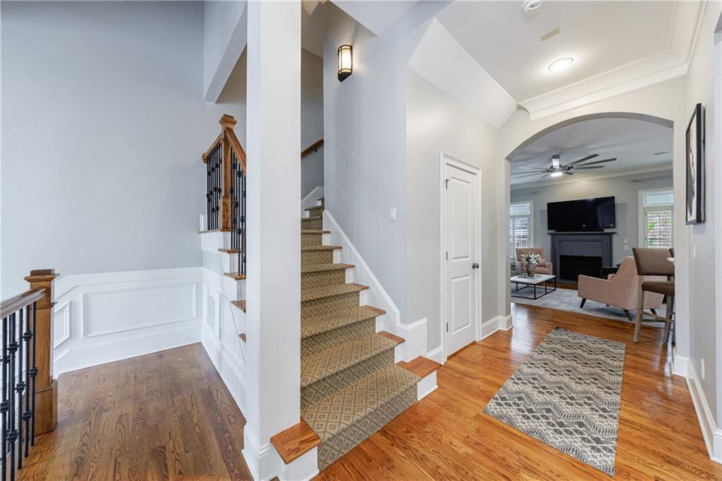 1939 Saxon Valley Circle NE