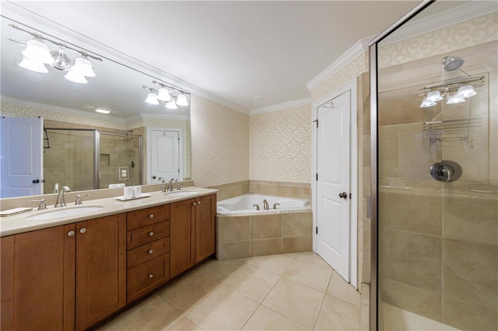 1939 Saxon Valley Circle NE
