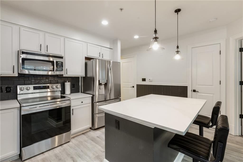 200 River Vista Drive Unit 608