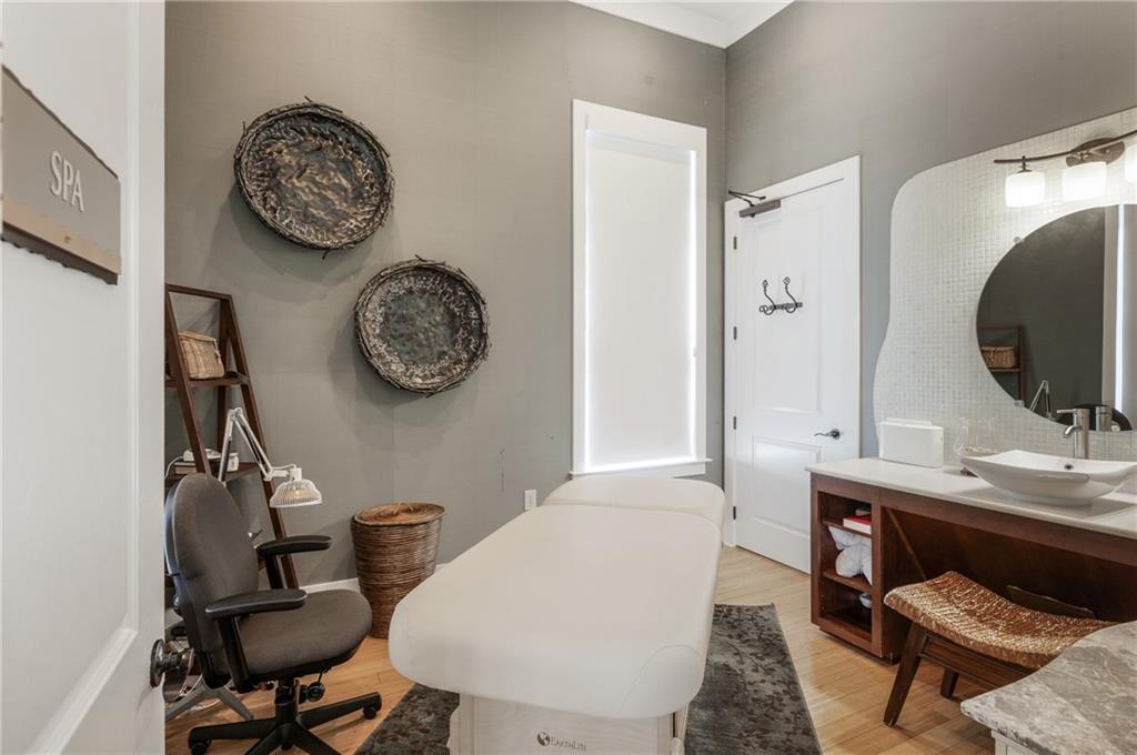 200 River Vista Drive Unit 608