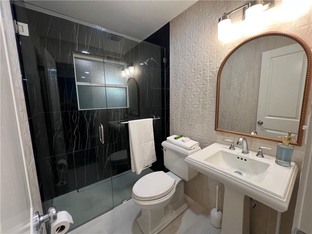 48 Peachtree Avenue NE Unit 311