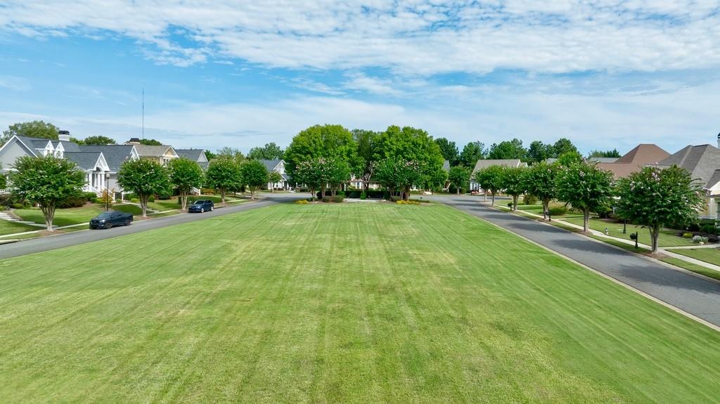 2370 MUSKOGEE Lane