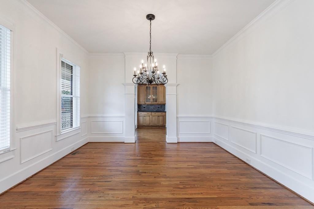 2370 MUSKOGEE Lane