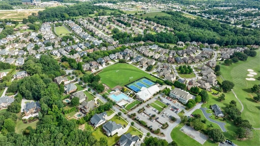 2370 MUSKOGEE Lane