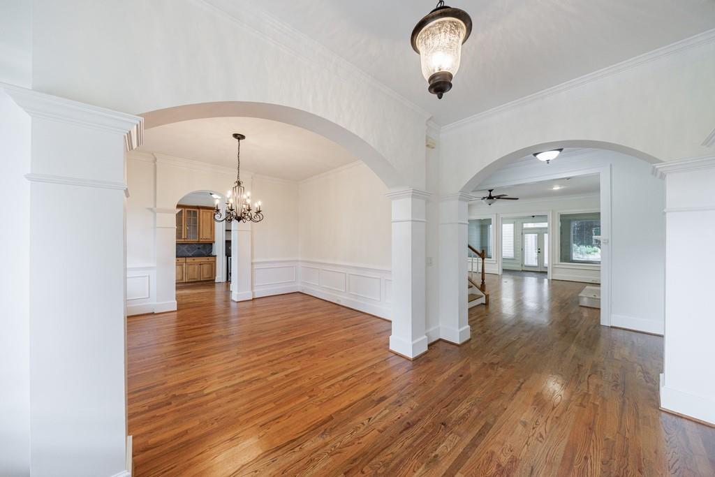 2370 MUSKOGEE Lane