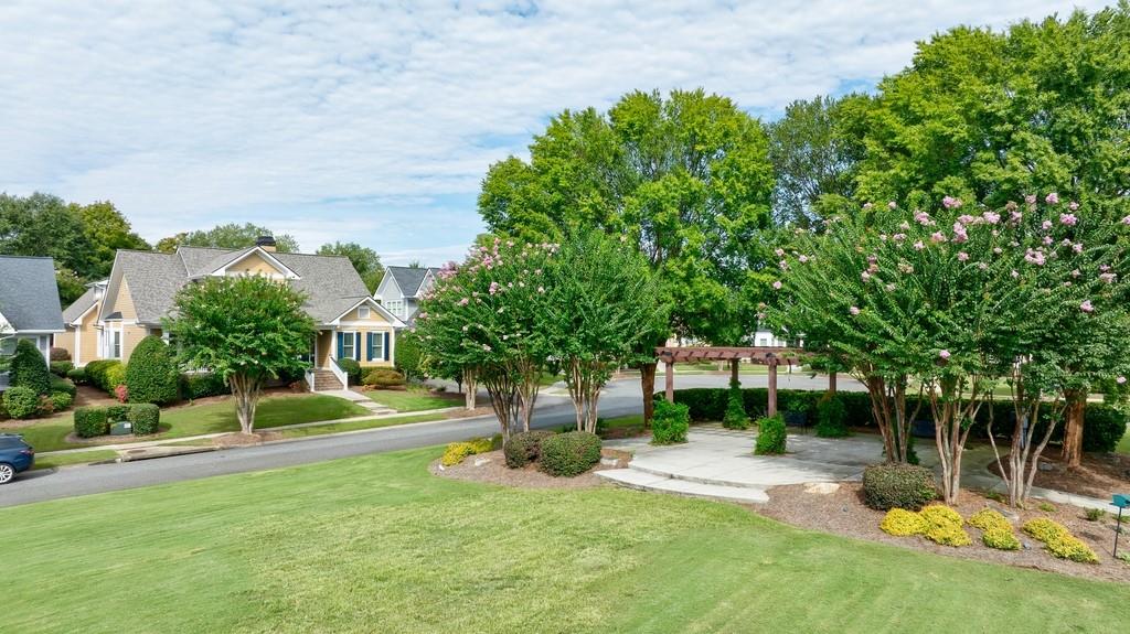 2370 MUSKOGEE Lane