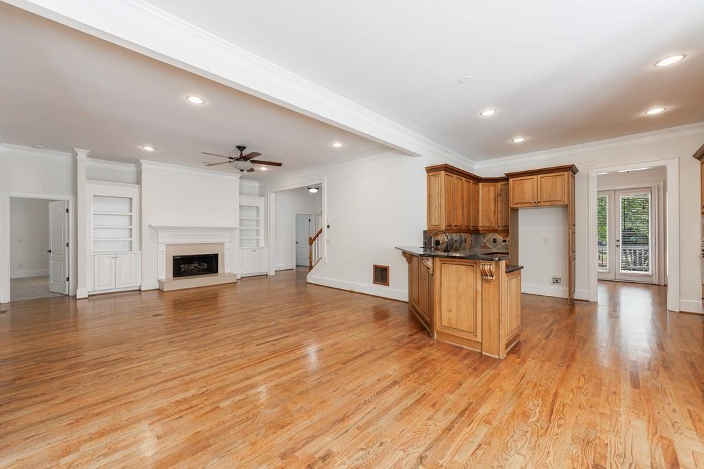 2370 MUSKOGEE Lane